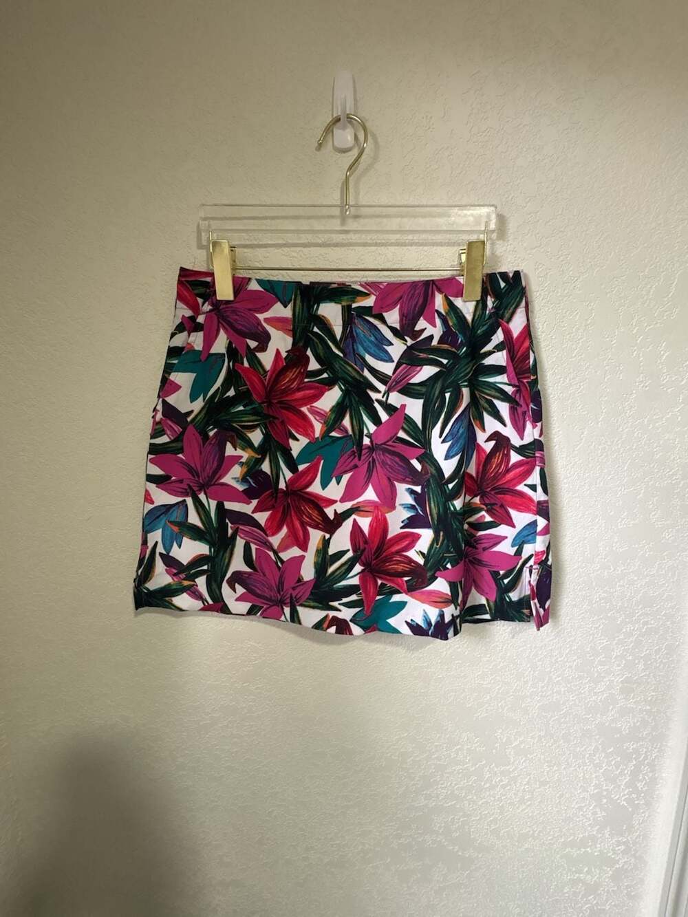 Lady Hagen Floral Golf Skort Size 6 Pink Green Tropical Skirt